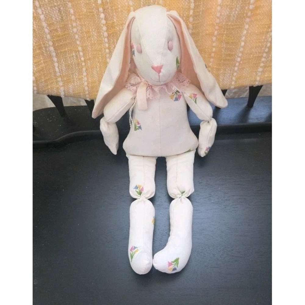 Vintage‎ Floral Bunny Rabbit Lop Ear Easter Cottage Decor 20 Inches Embroidered
